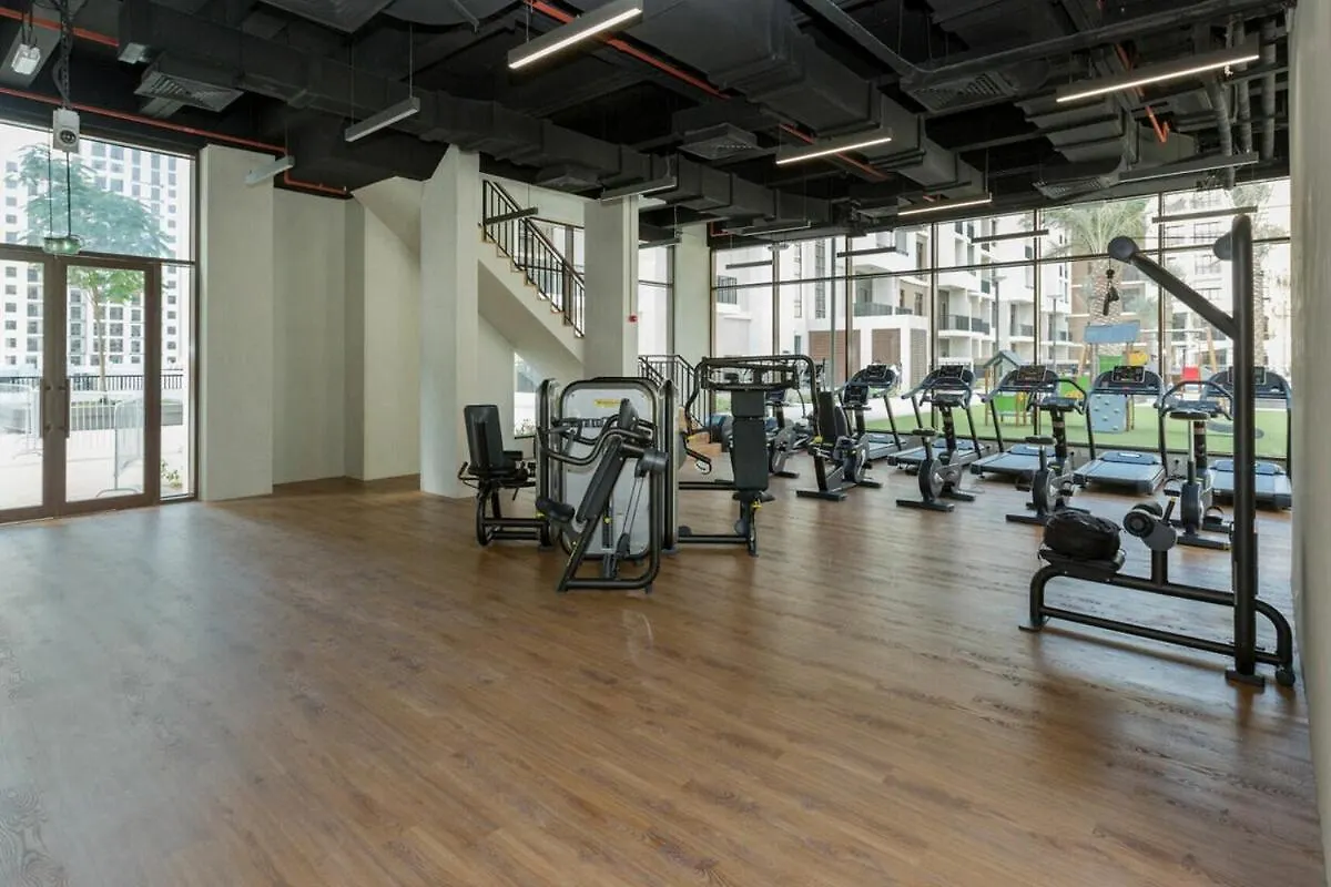 Stylish 2Br Retreat In Town Square Apartment Dubai
